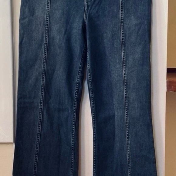 New Free People Firecracker Flare Jeans Patch in Black Python Star - Picture 3 of 6